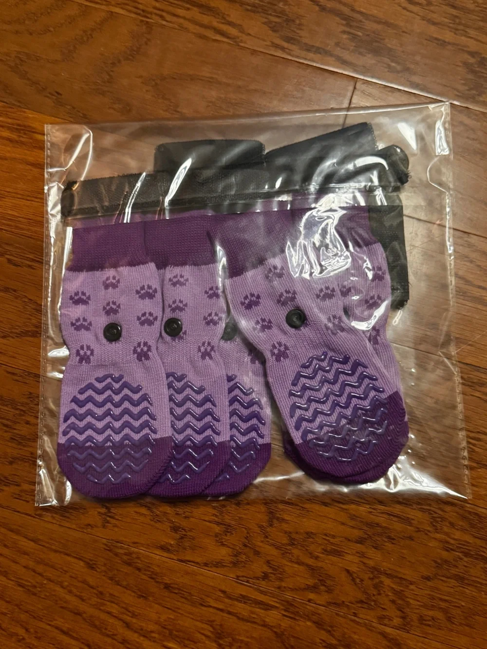 Expawlorer | NWT Dog Socks Paw Protectors 6 Socks/Hook & Loop Straps Size Medium